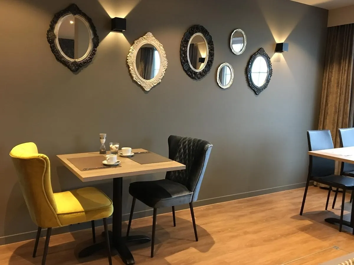 Charmehotel Kruishof 奥斯滕德 3*,  比利时